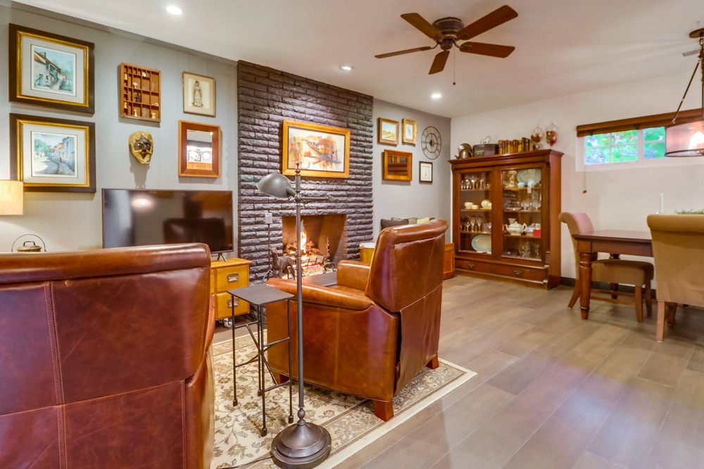 Virtual tour photo 28 of 88 for 5020 Collier Ave