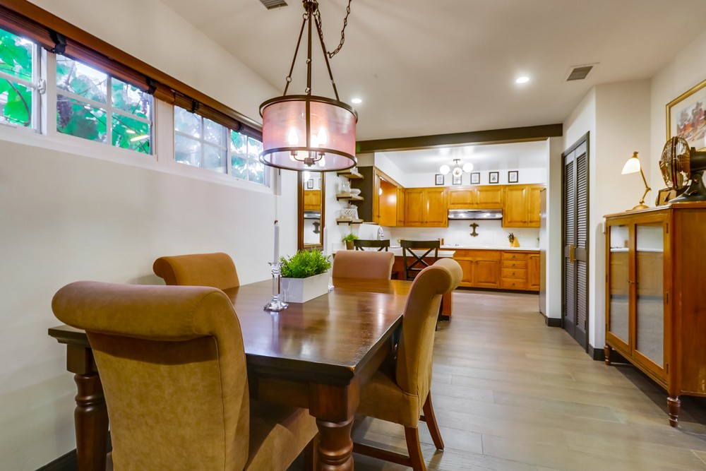 Virtual tour photo 33 of 88 for 5020 Collier Ave