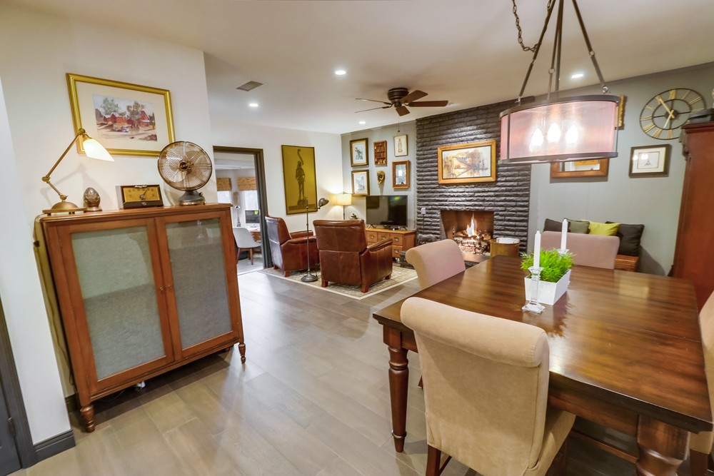 Virtual tour photo 37 of 88 for 5020 Collier Ave