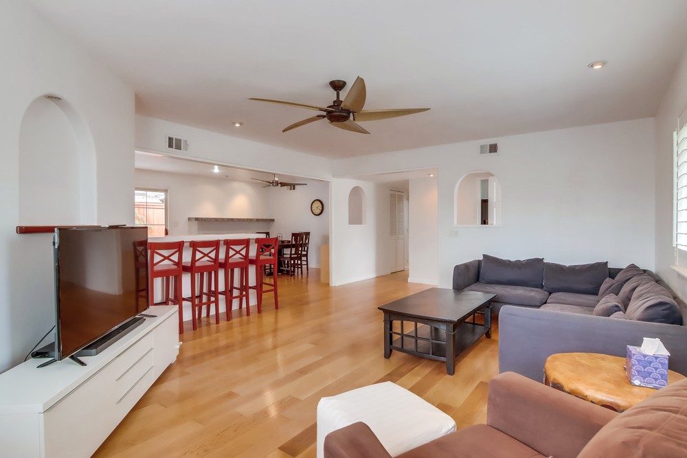 Virtual tour photo 12 of 55 for 5024 Fanuel St