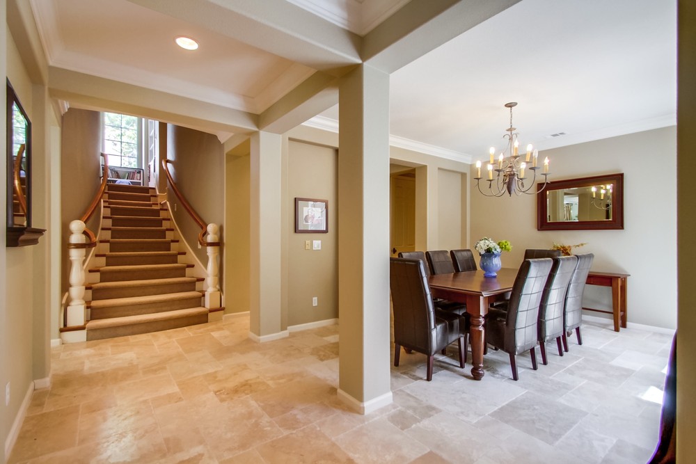 Virtual tour photo 7 of 47 for 5025 Seagrove Cove