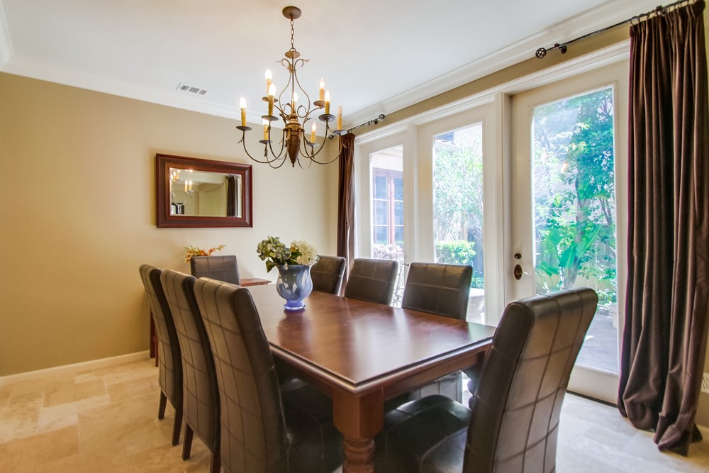 Virtual tour photo 8 of 47 for 5025 Seagrove Cove
