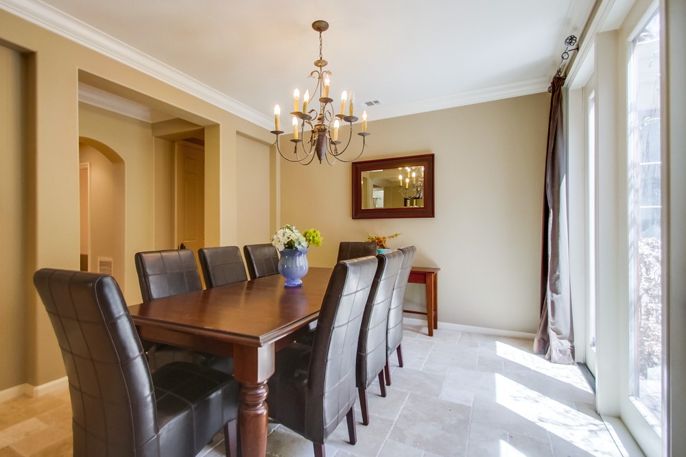 Virtual tour photo 9 of 47 for 5025 Seagrove Cove