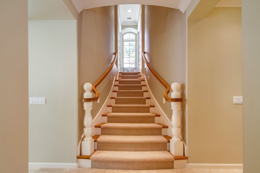 Virtual tour photo 24 of 47 for 5025 Seagrove Cove