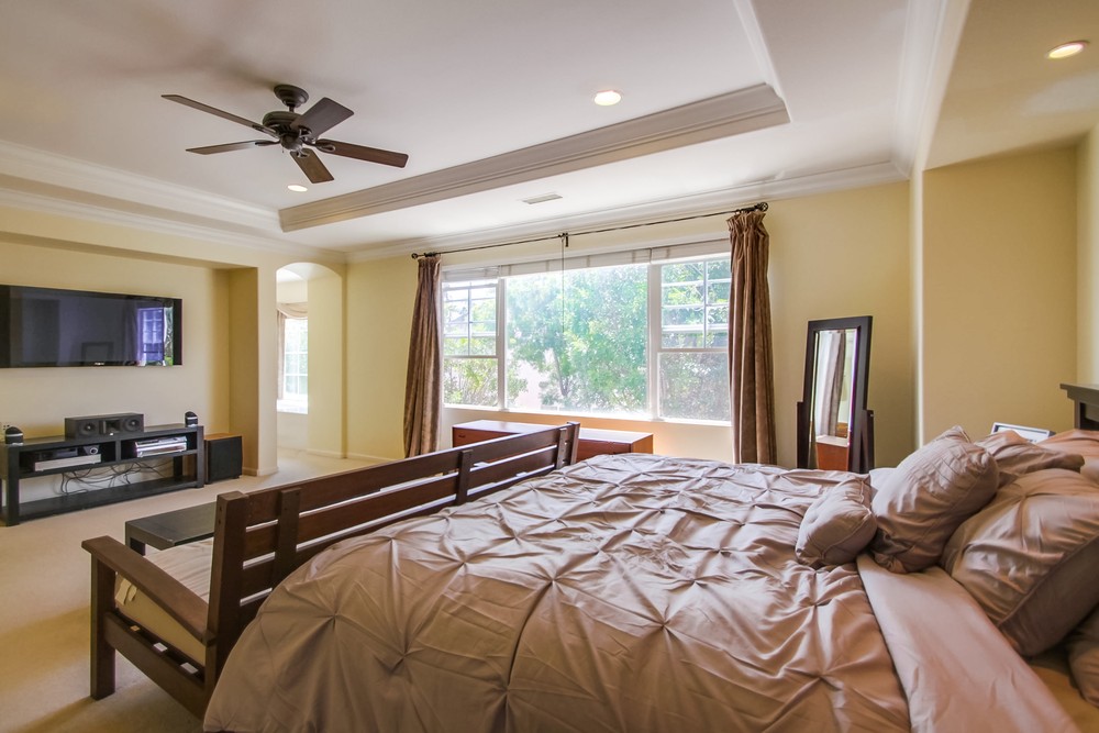 Virtual tour photo 27 of 47 for 5025 Seagrove Cove