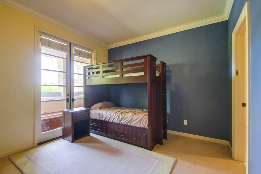 Virtual tour photo 43 of 47 for 5025 Seagrove Cove