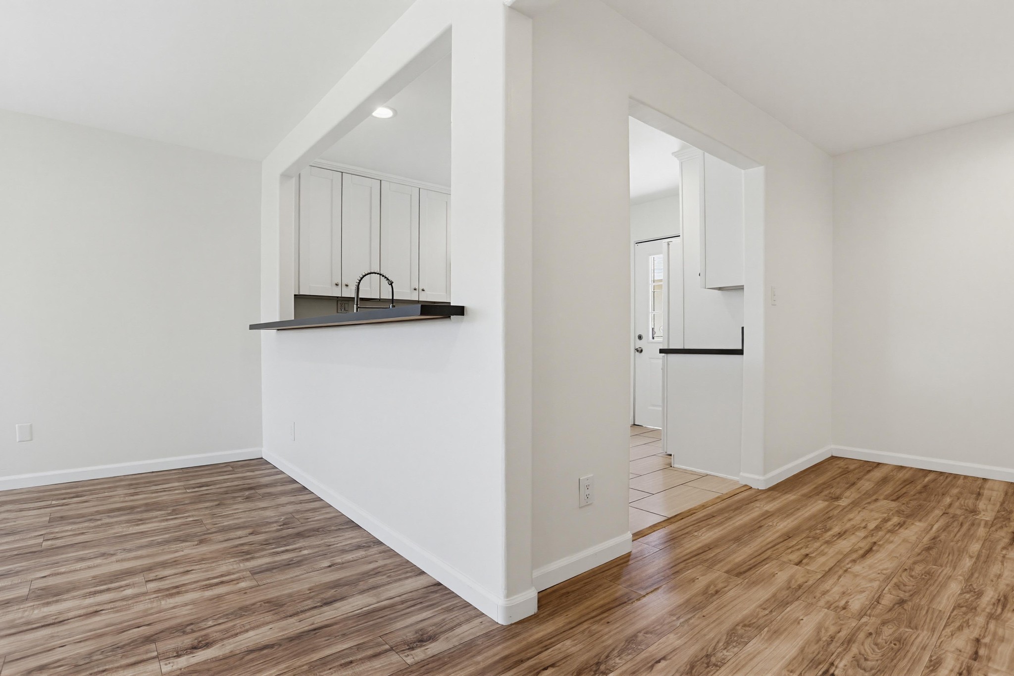 Virtual tour photo 16 of 35 for 5026 70th St