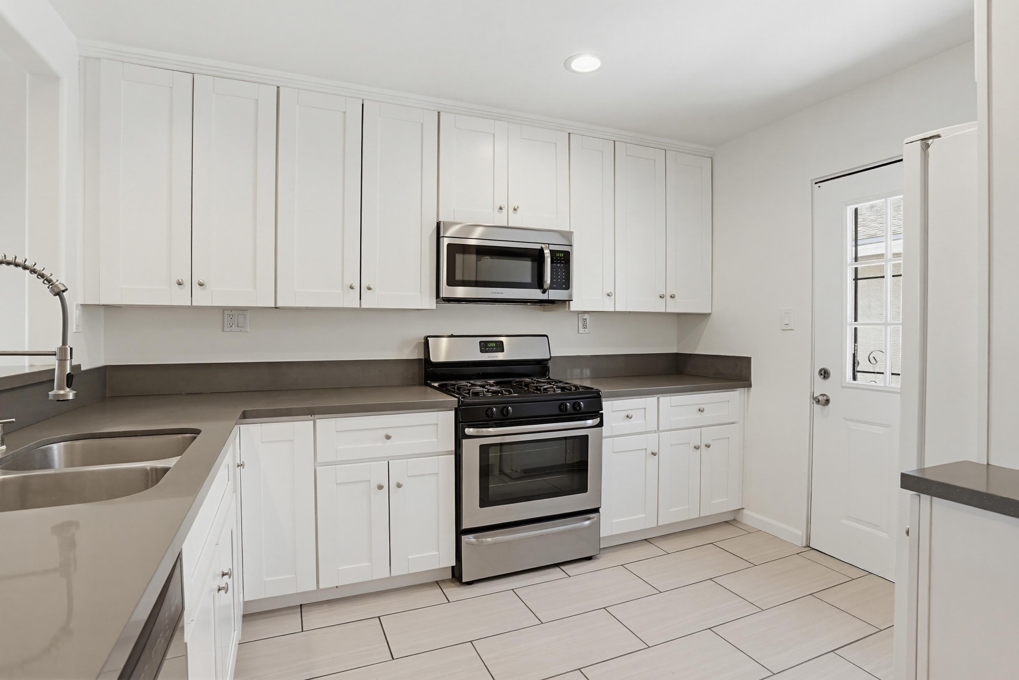 Virtual tour photo 19 of 35 for 5026 70th St