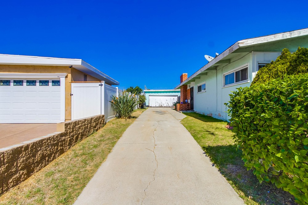 Virtual tour photo 5 of 29 for 5026 La Paz Dr