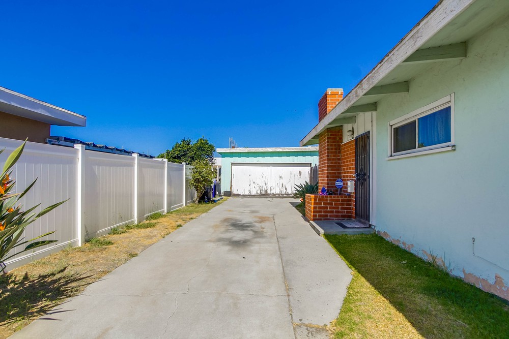 Virtual tour photo 8 of 29 for 5026 La Paz Dr