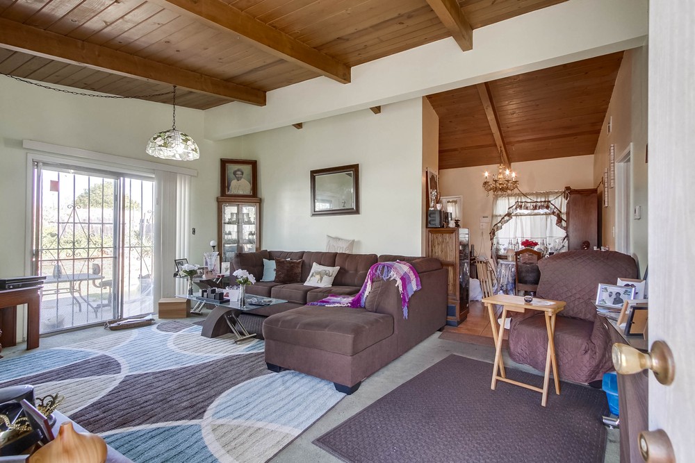 Virtual tour photo 11 of 29 for 5026 La Paz Dr
