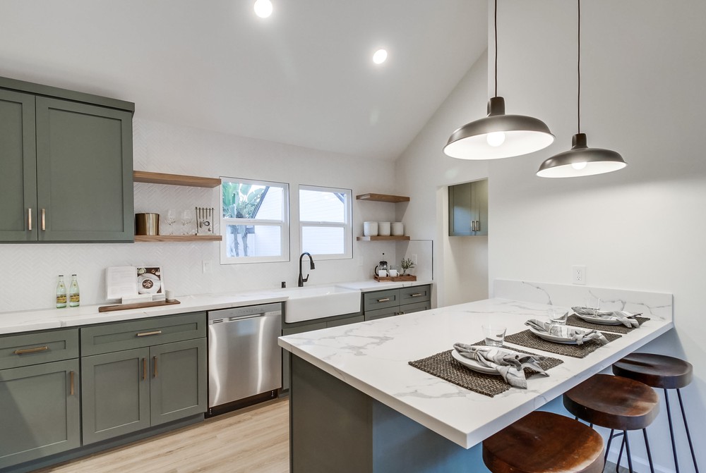 Virtual tour photo 20 of 55 for 5026 Mansfield St