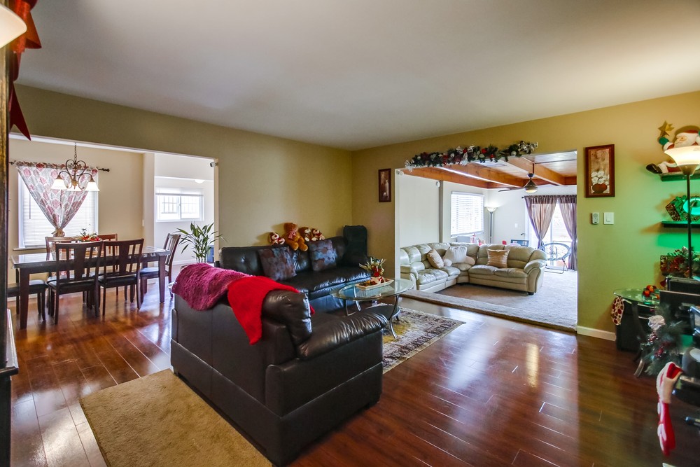 Virtual tour photo 10 of 54 for 5026 Reynolds St
