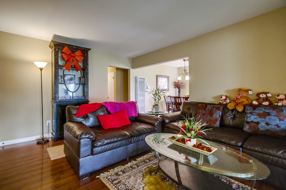 Virtual tour photo 12 of 54 for 5026 Reynolds St
