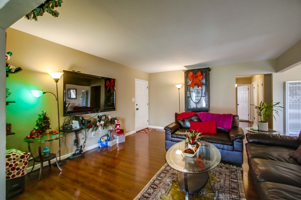 Virtual tour photo 14 of 54 for 5026 Reynolds St