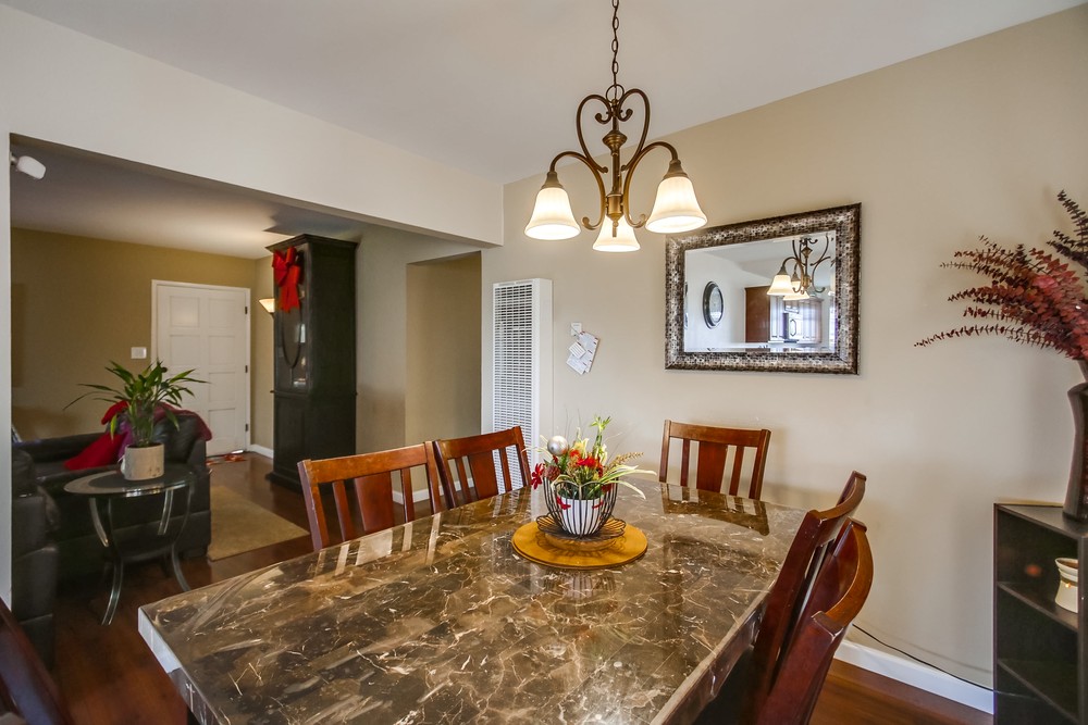 Virtual tour photo 22 of 54 for 5026 Reynolds St