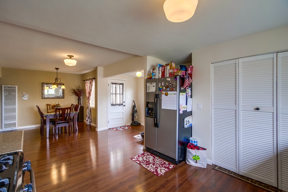 Virtual tour photo 29 of 54 for 5026 Reynolds St
