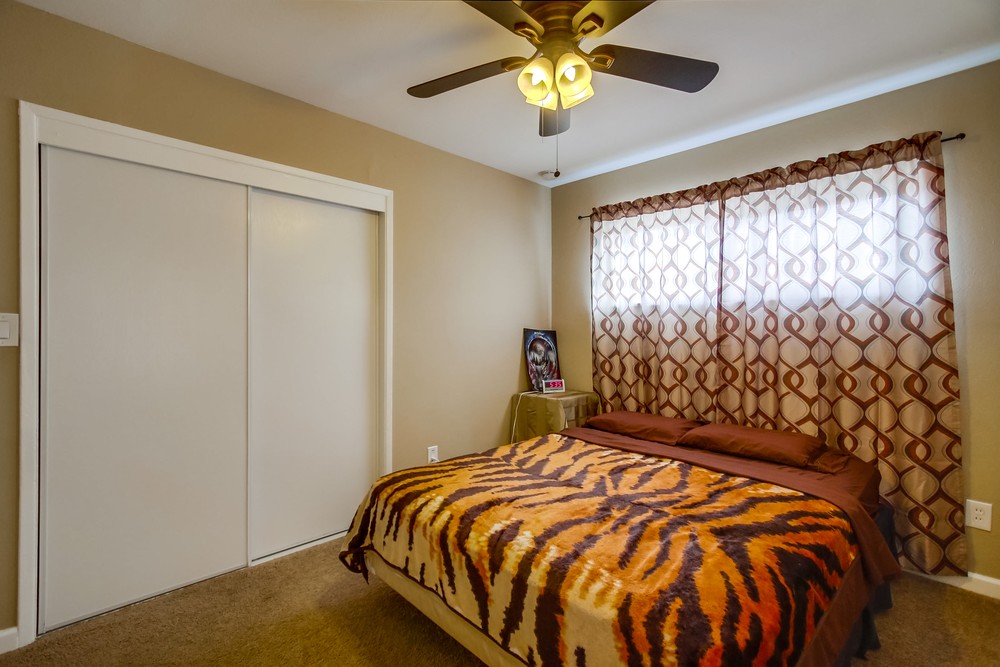 Virtual tour photo 38 of 54 for 5026 Reynolds St