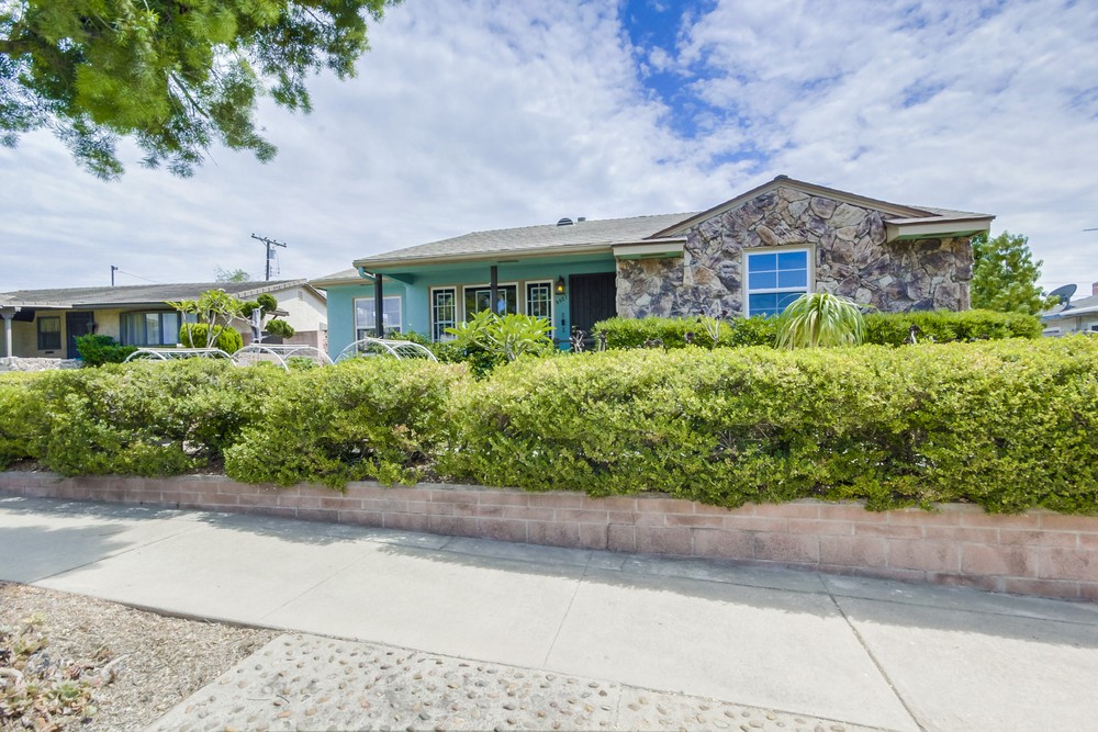 Virtual tour photo 3 of 33 for 5027 Greenbrier Ave