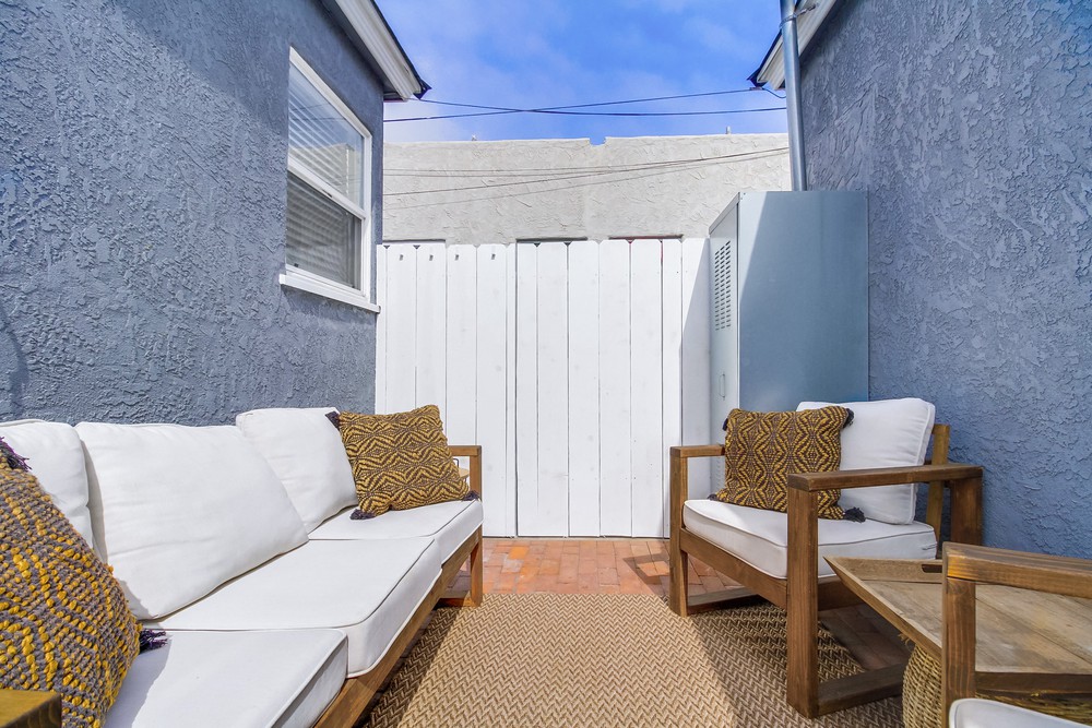 Virtual tour photo 8 of 47 for 5027 Lotus St