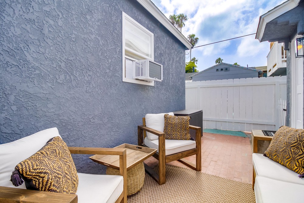 Virtual tour photo 9 of 47 for 5027 Lotus St