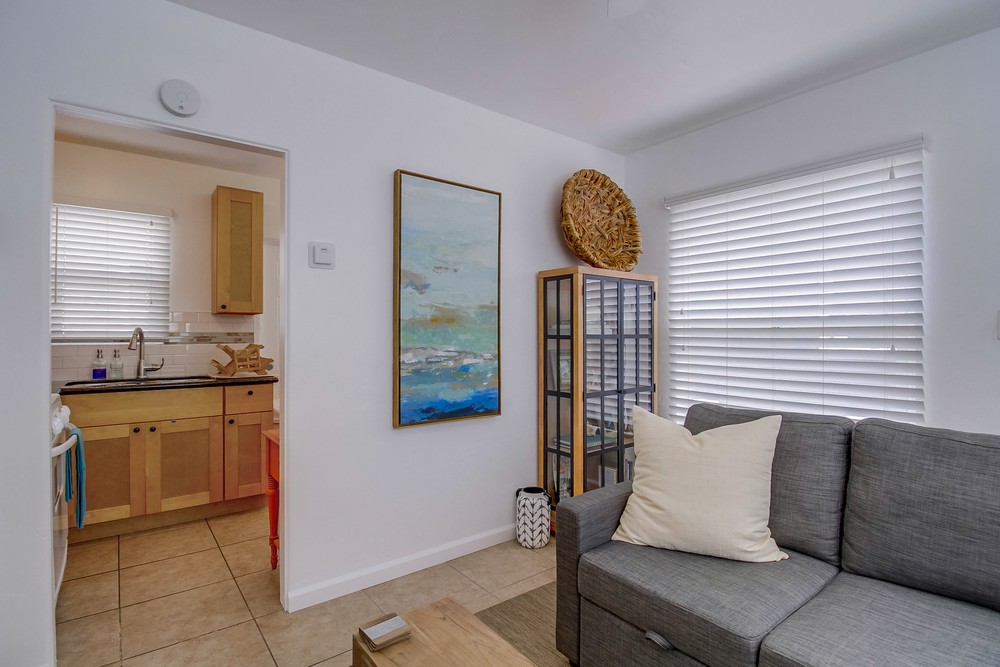 Virtual tour photo 15 of 47 for 5027 Lotus St
