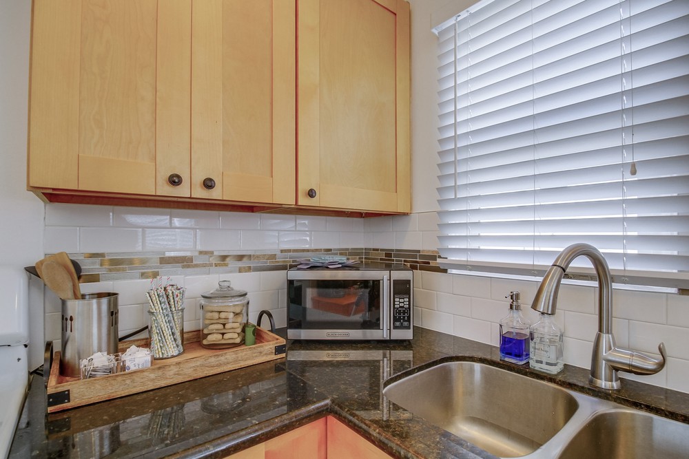 Virtual tour photo 29 of 47 for 5027 Lotus St