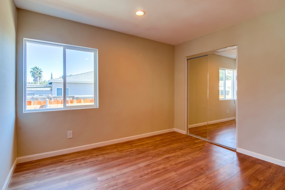 Virtual tour photo 17 of 36 for 5028 70th St