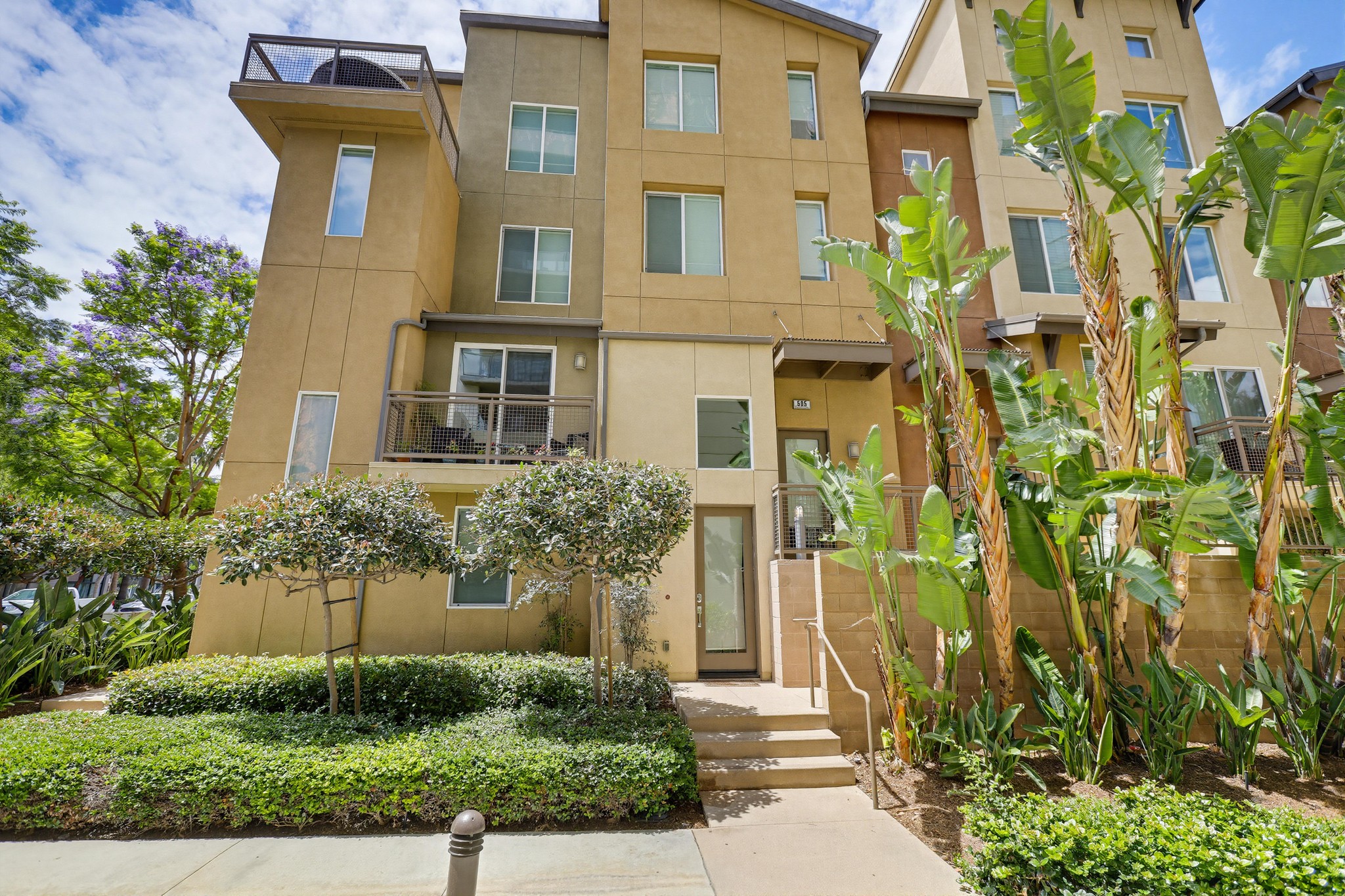 Virtual tour photo 8 of 64 for 503 Rockefeller