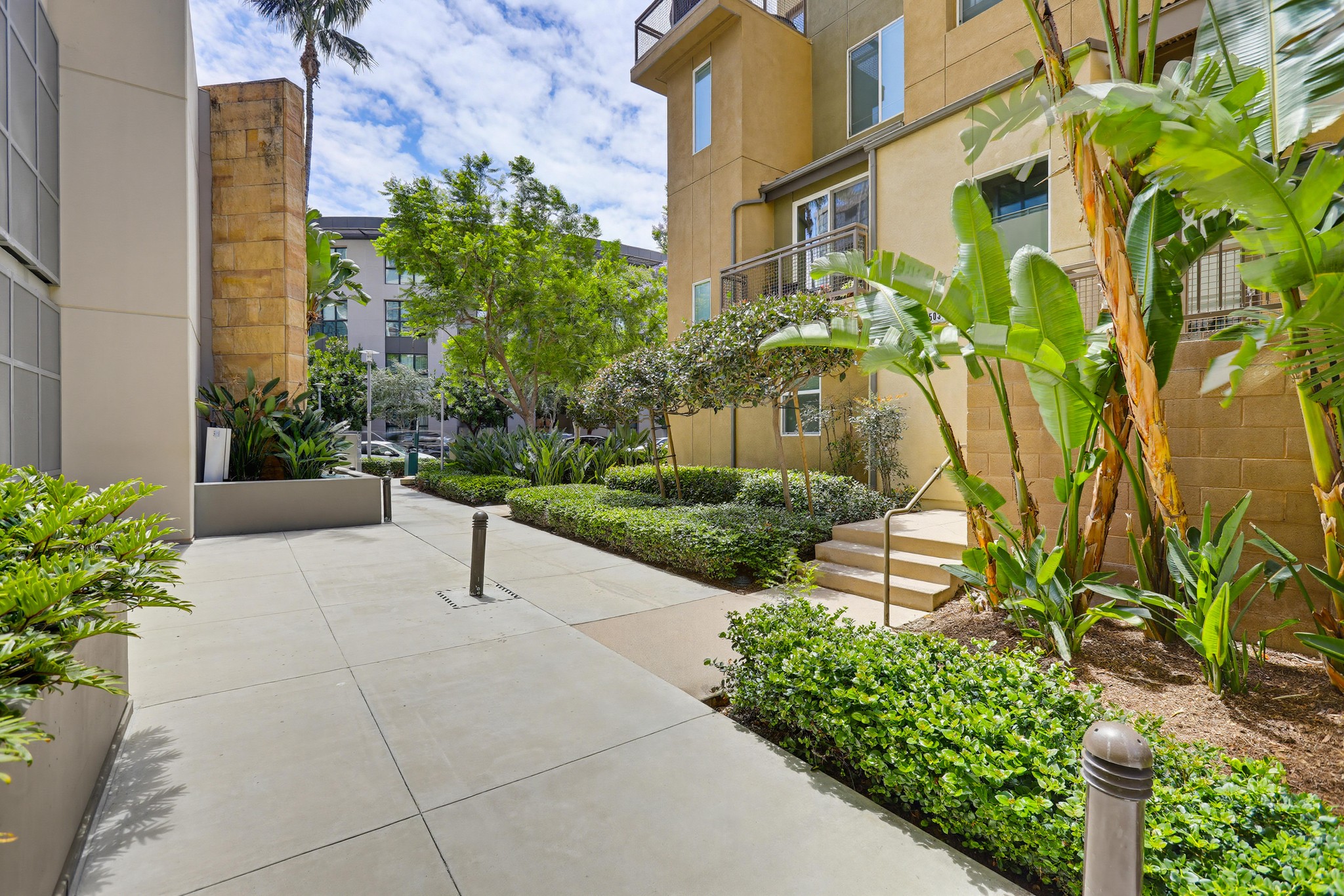 Virtual tour photo 10 of 64 for 503 Rockefeller