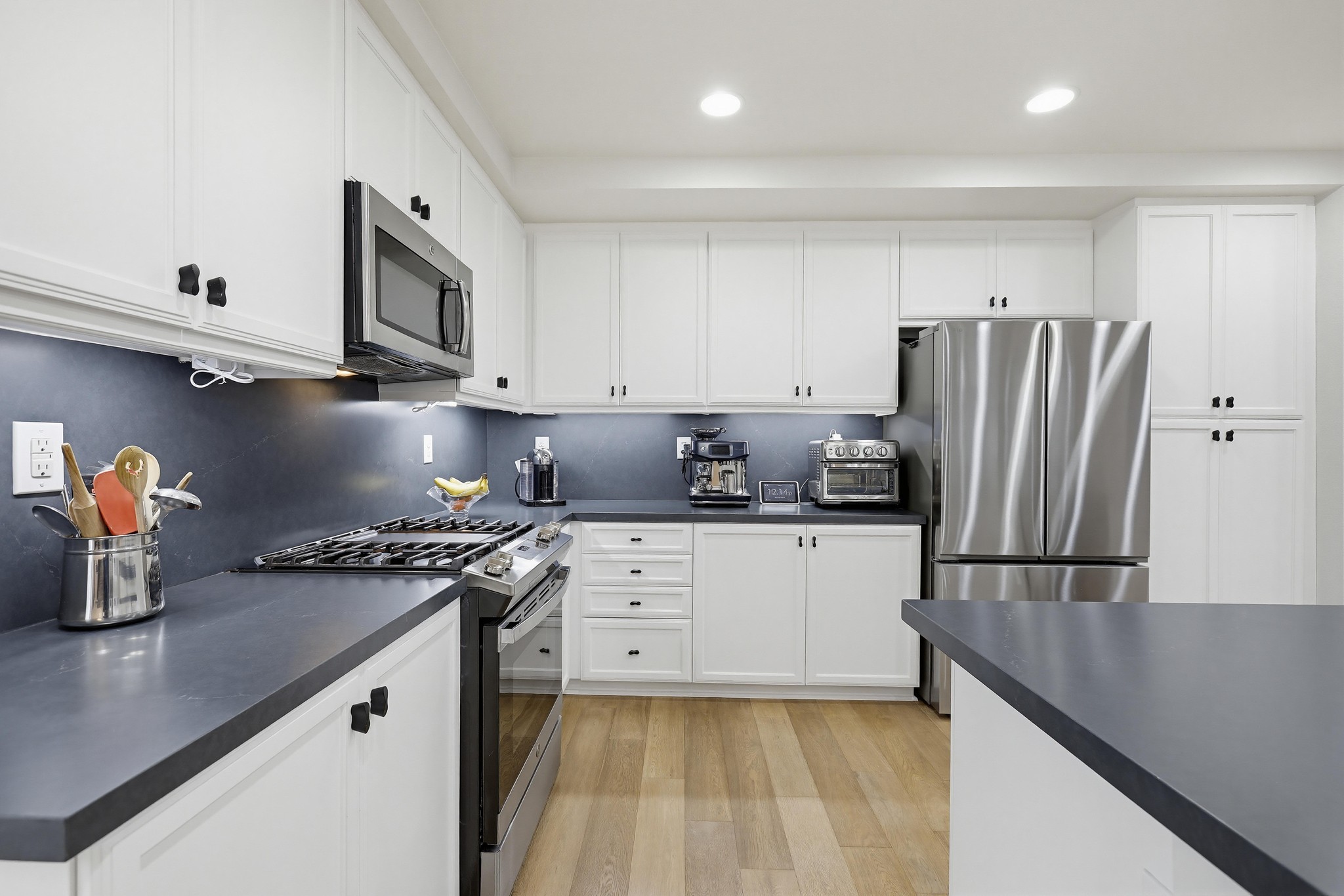 Virtual tour photo 28 of 64 for 503 Rockefeller