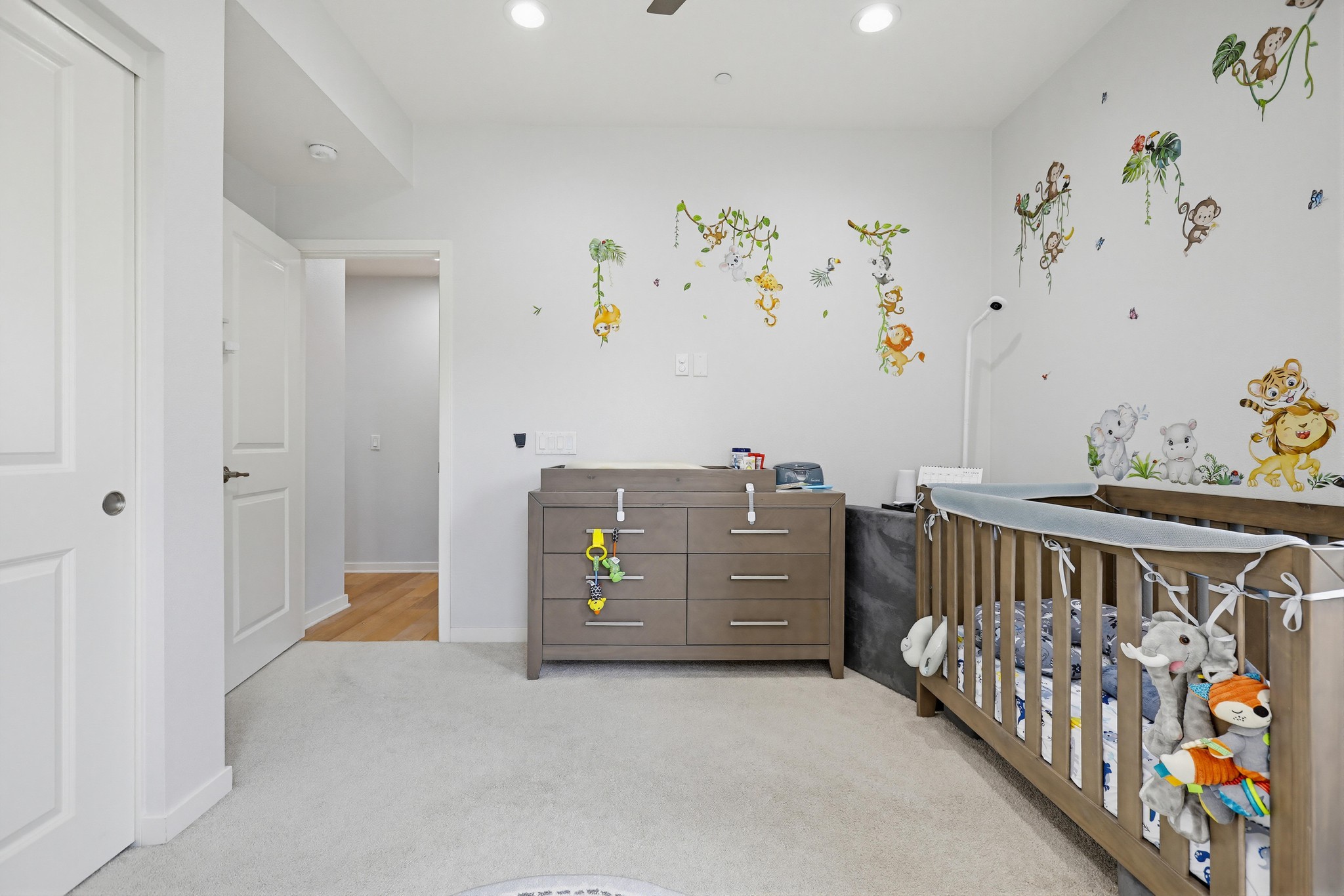 Virtual tour photo 38 of 64 for 503 Rockefeller