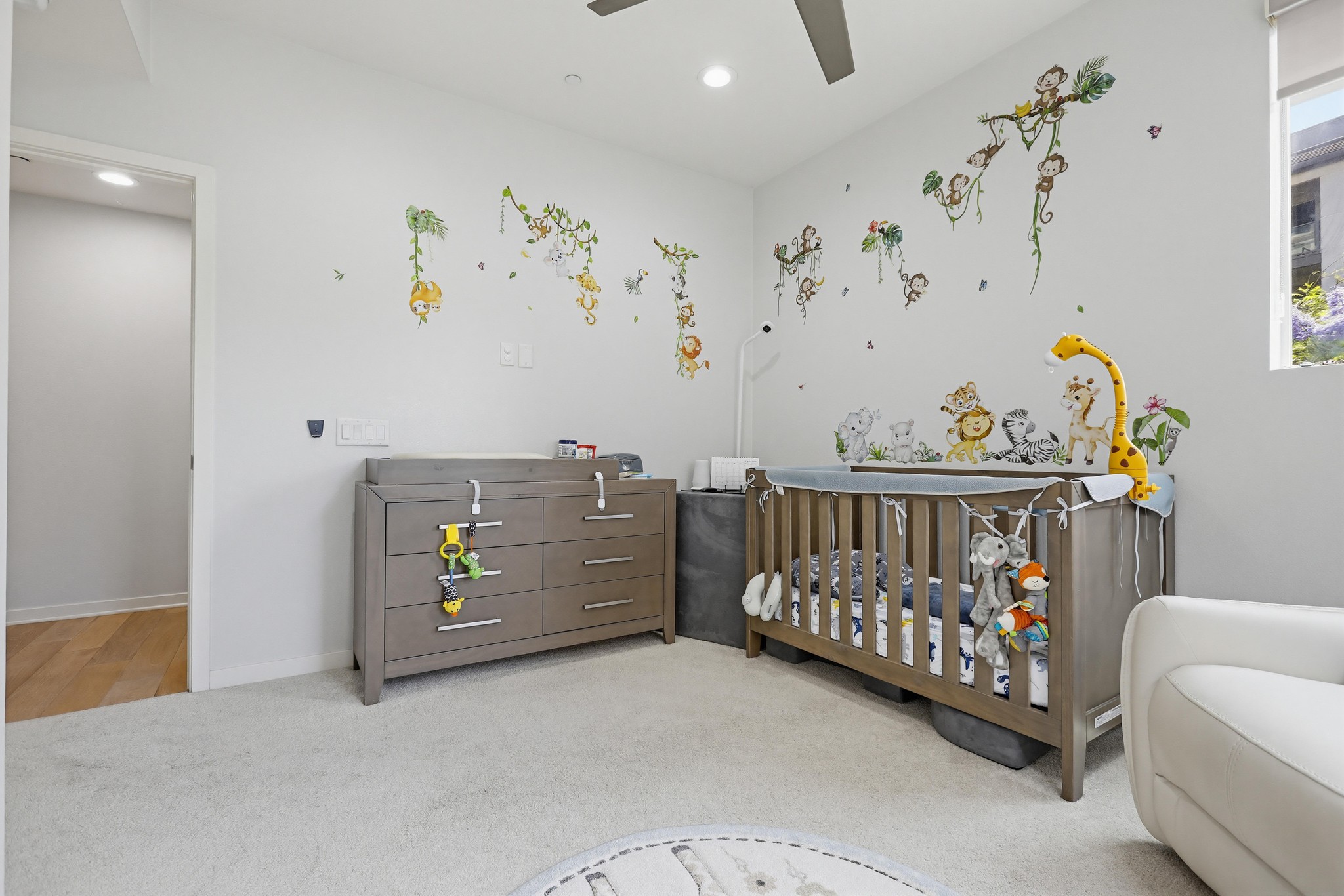Virtual tour photo 39 of 64 for 503 Rockefeller