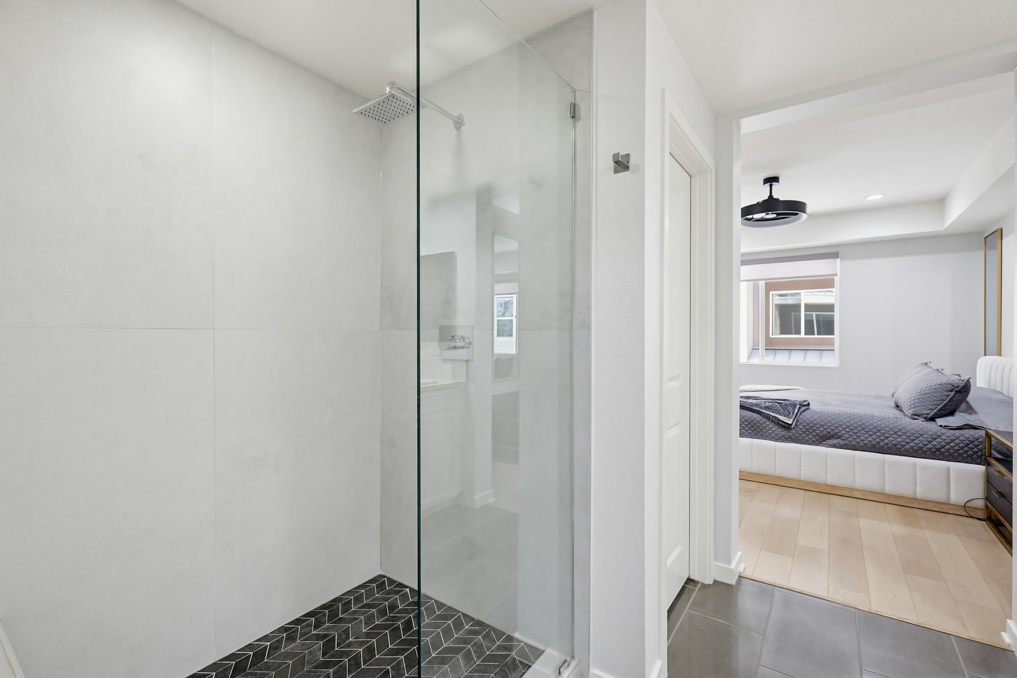 Virtual tour photo 47 of 64 for 503 Rockefeller