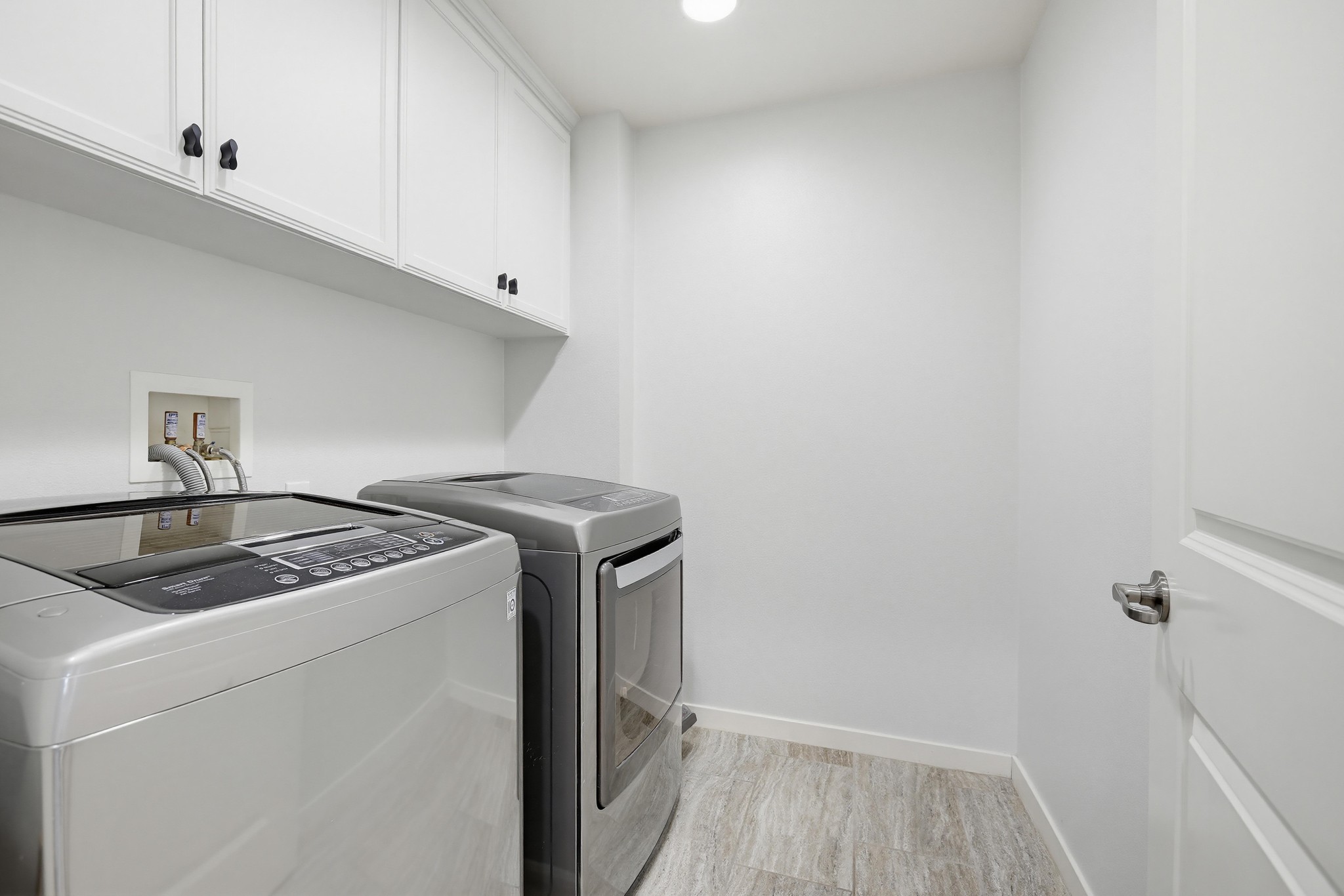 Virtual tour photo 61 of 64 for 503 Rockefeller