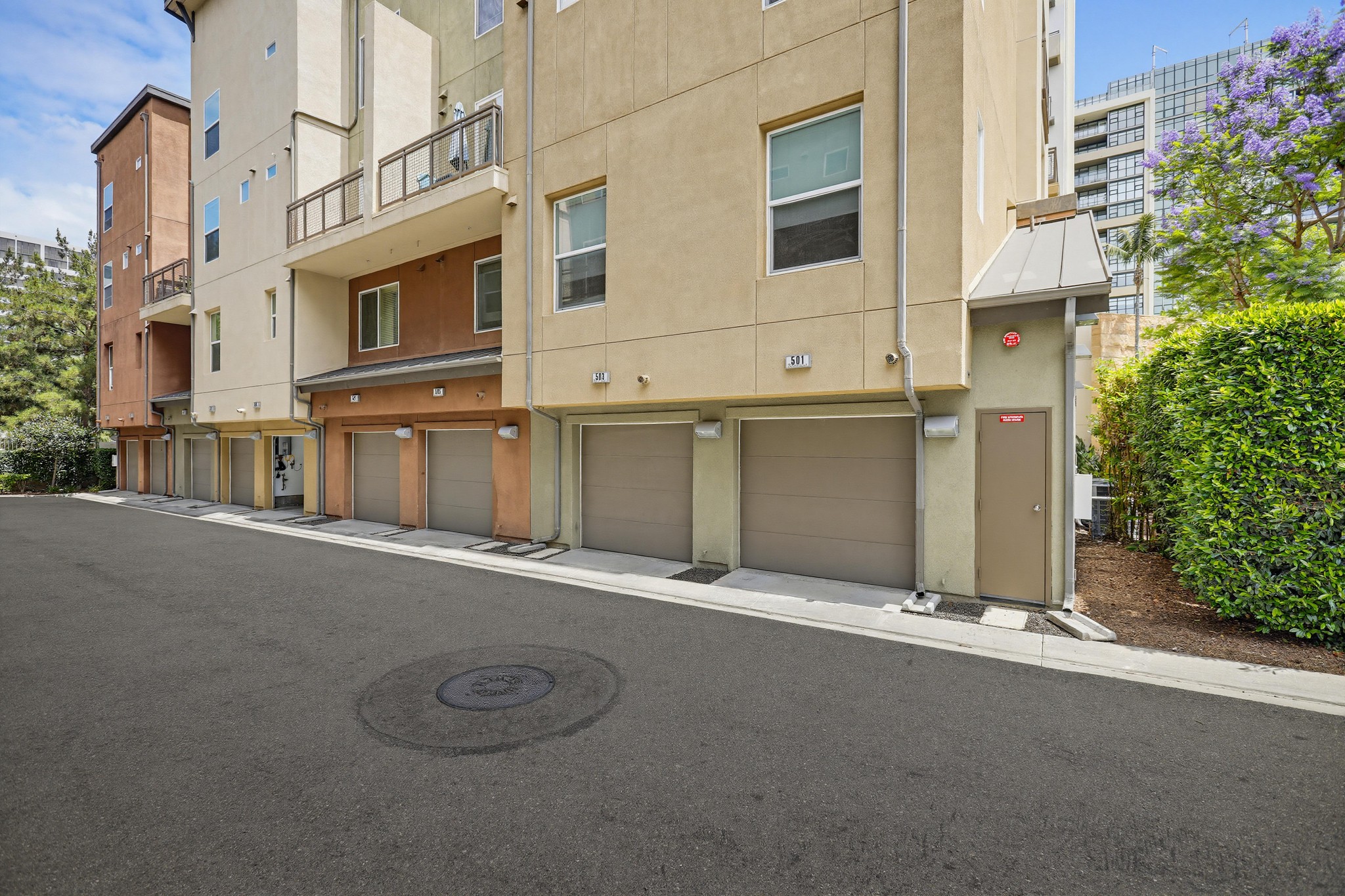 Virtual tour photo 63 of 64 for 503 Rockefeller