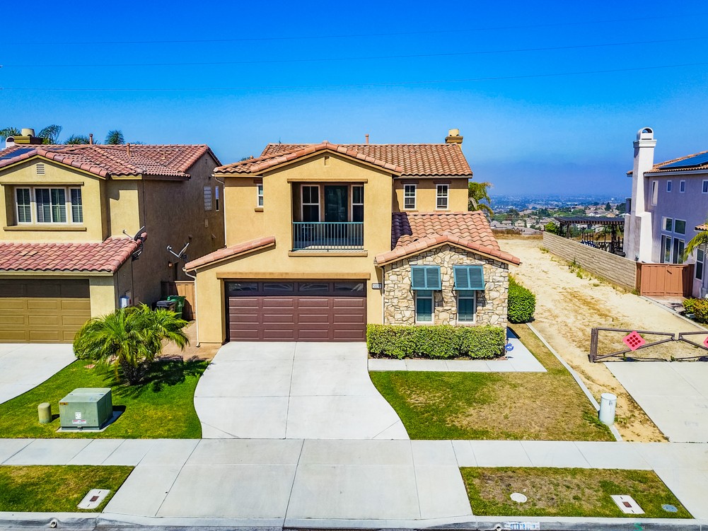 Virtual tour photo 3 of 26 for 5030 Crescent Bay Dr