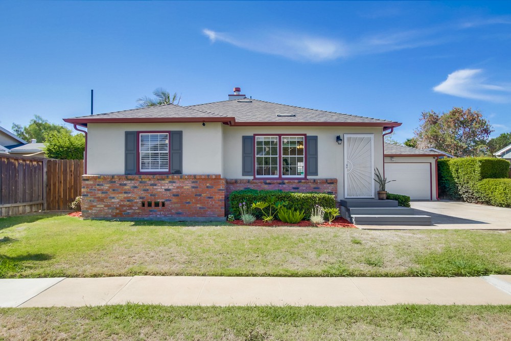 Virtual tour photo 3 of 39 for 5031 Collier Ave