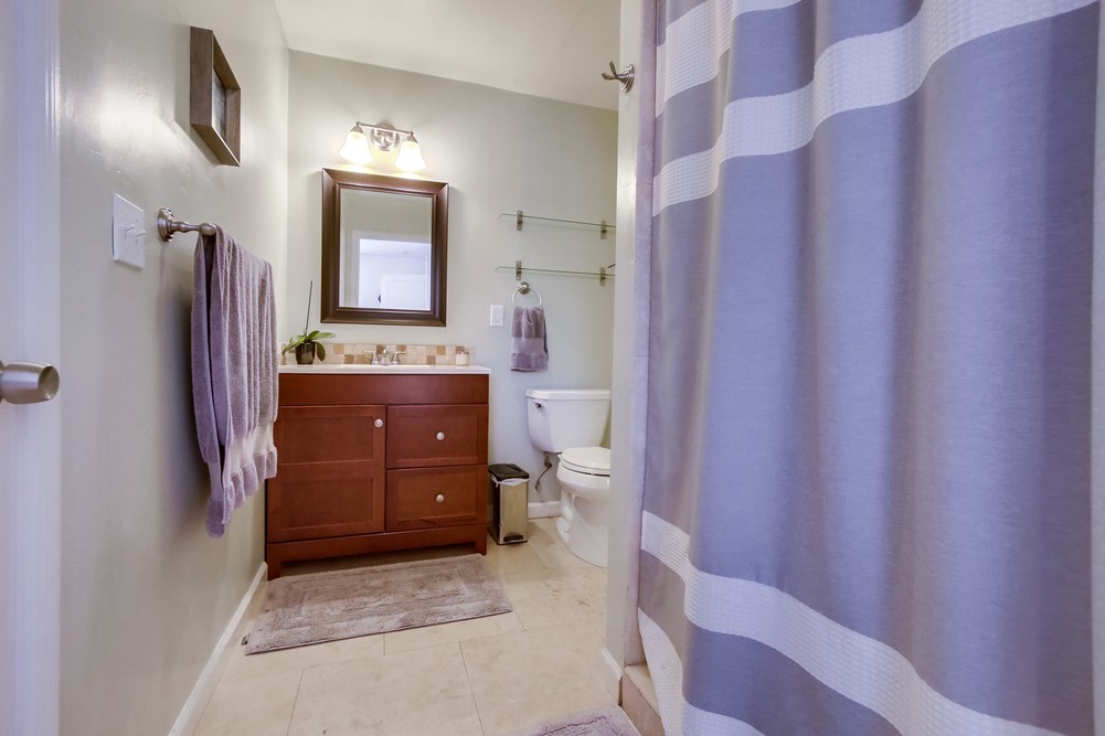 Virtual tour photo 23 of 39 for 5031 Collier Ave