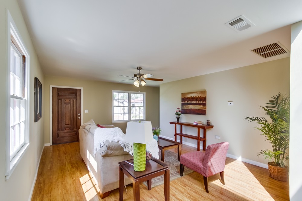 Virtual tour photo 8 of 34 for 5031 Collier Avenue