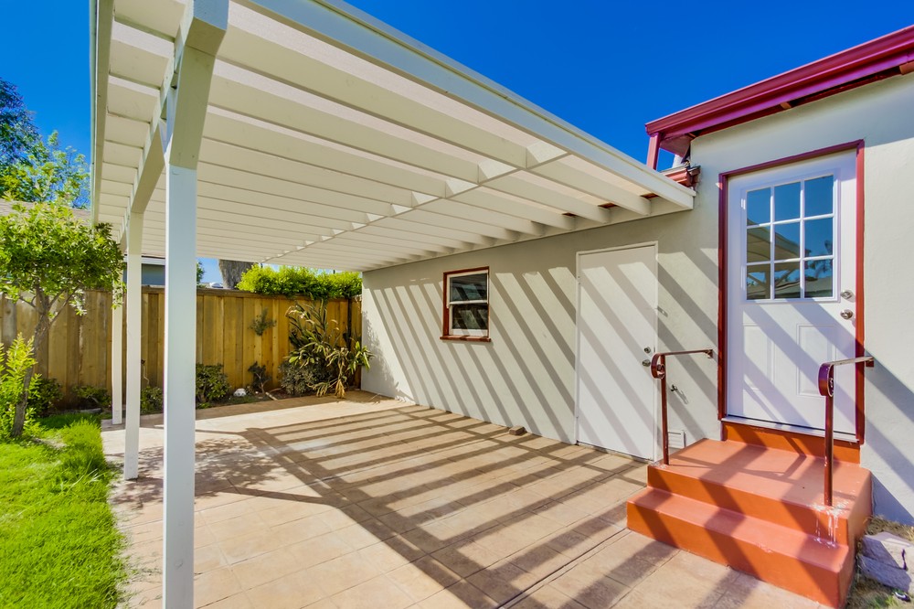 Virtual tour photo 31 of 34 for 5031 Collier Avenue