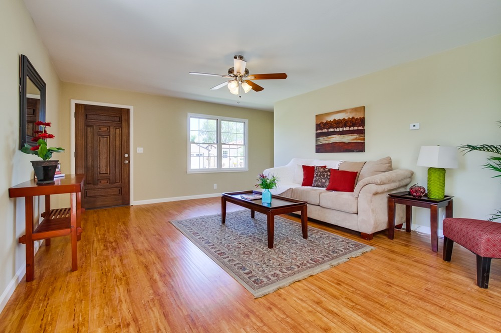 Virtual tour photo 9 of 24 for 5031 Collier Avenue