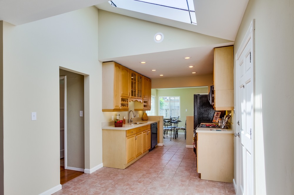 Virtual tour photo 10 of 24 for 5031 Collier Avenue