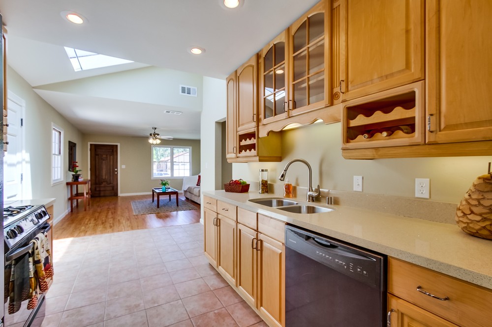 Virtual tour photo 12 of 24 for 5031 Collier Avenue