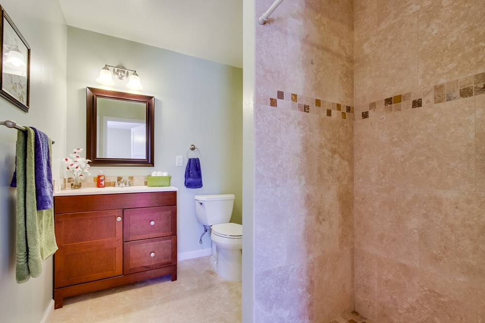 Virtual tour photo 20 of 24 for 5031 Collier Avenue