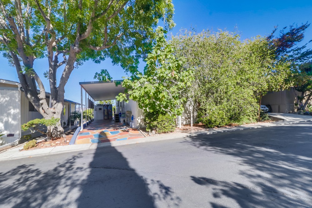 Virtual tour photo 1 of 41 for 5032 Old Cliffs Rd