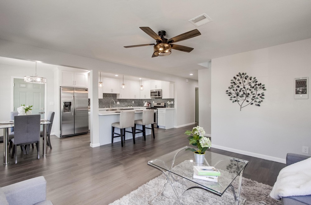 Virtual tour photo 8 of 62 for 5035 Elm St