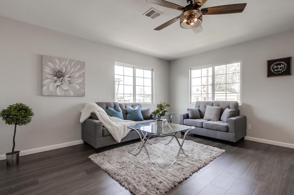 Virtual tour photo 9 of 62 for 5035 Elm St