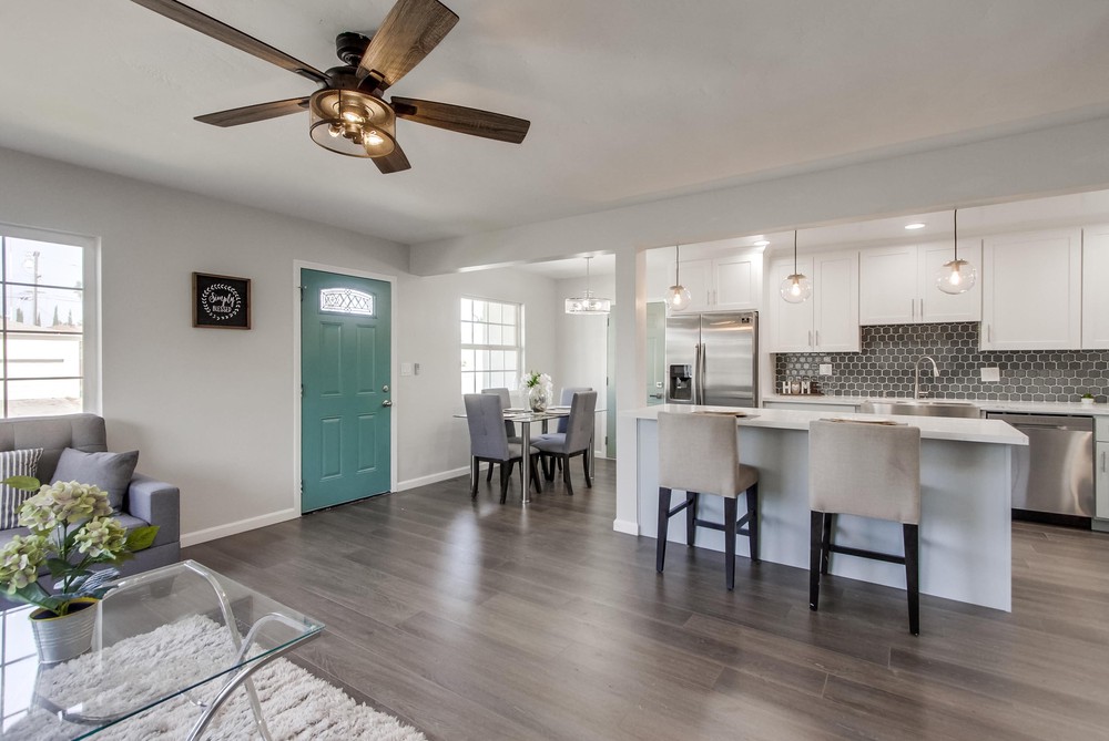 Virtual tour photo 12 of 62 for 5035 Elm St