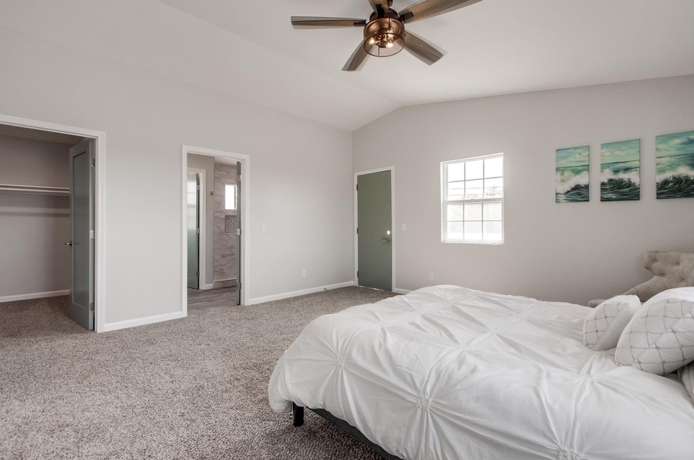Virtual tour photo 33 of 62 for 5035 Elm St